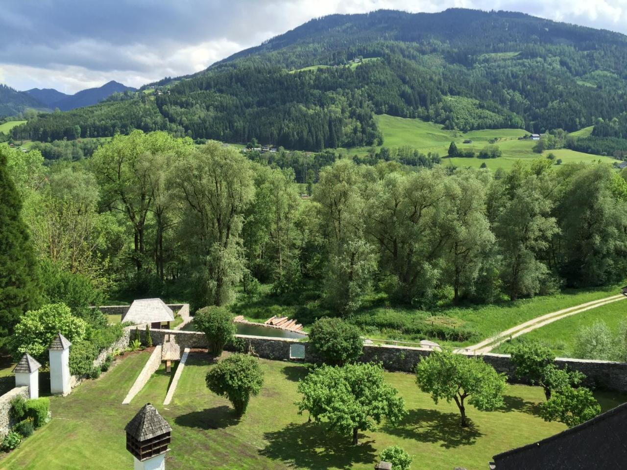 Schloss Gstatt Oblarn Eksteriør billede